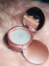 Load image into Gallery viewer, Lash Holder Travel Mirror