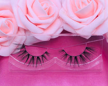 Load image into Gallery viewer, Shiny Gold Diamond