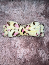 Load image into Gallery viewer, Leopard Print Headband