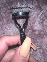 Load image into Gallery viewer, Eyelash Brush Separator