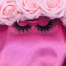 Load image into Gallery viewer, Green Diamond