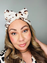 Load image into Gallery viewer, Leopard Print Headband