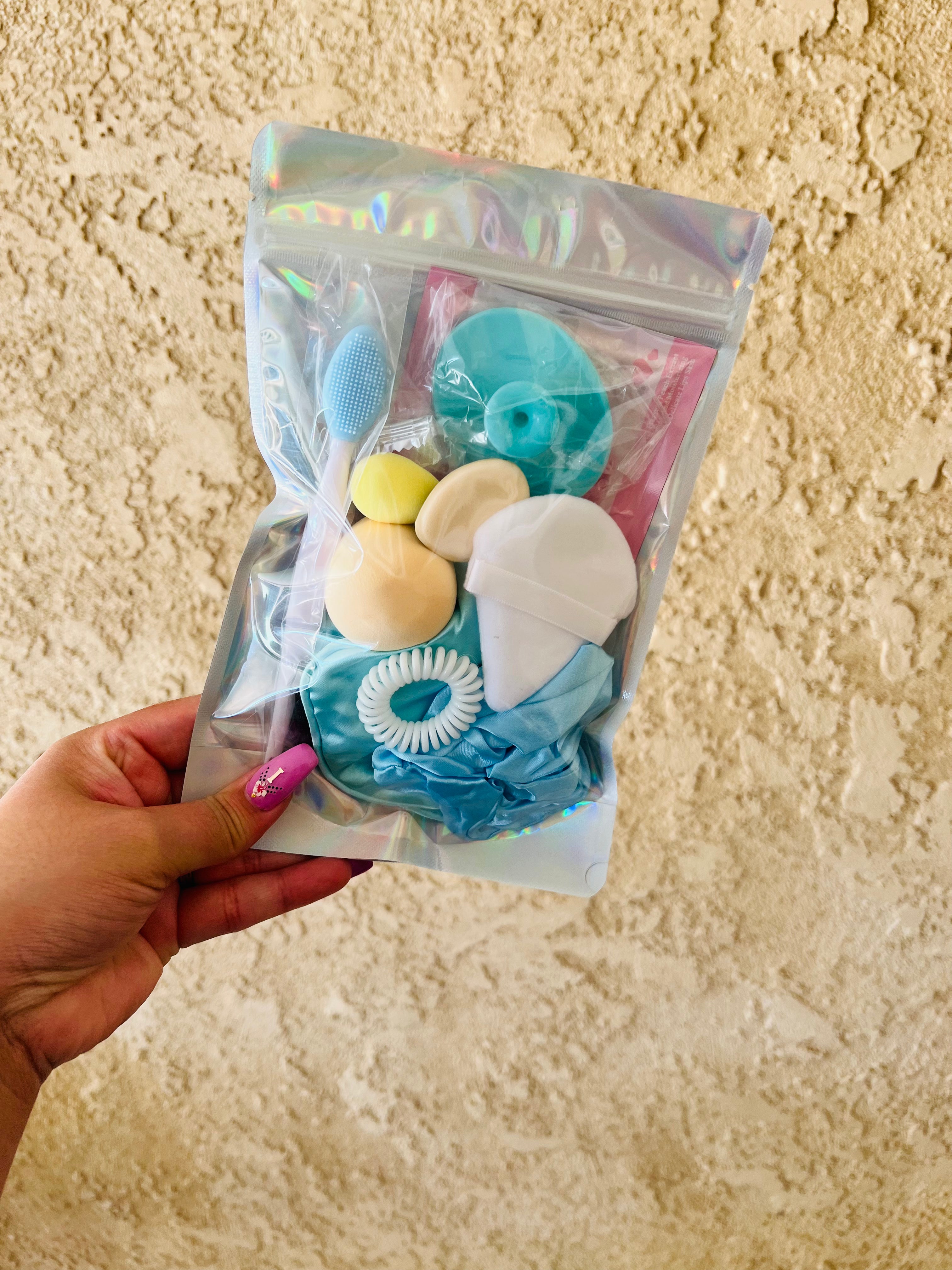 Essentials Kit Blue Shades – thevidaofkitty.com